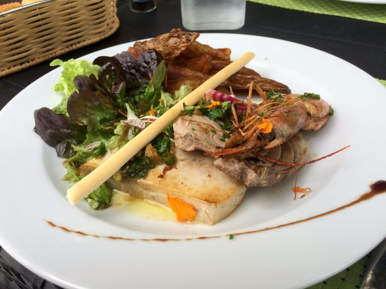 bonne adresse restaurant saint-paul 974 la barque-ile-reunion-camarons