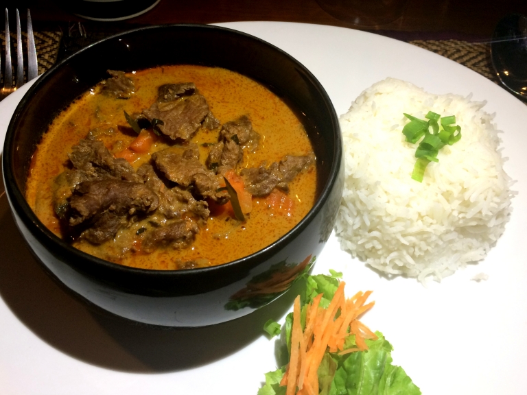 thai run bonne adresse restaurant thaï la saline boeuf curry