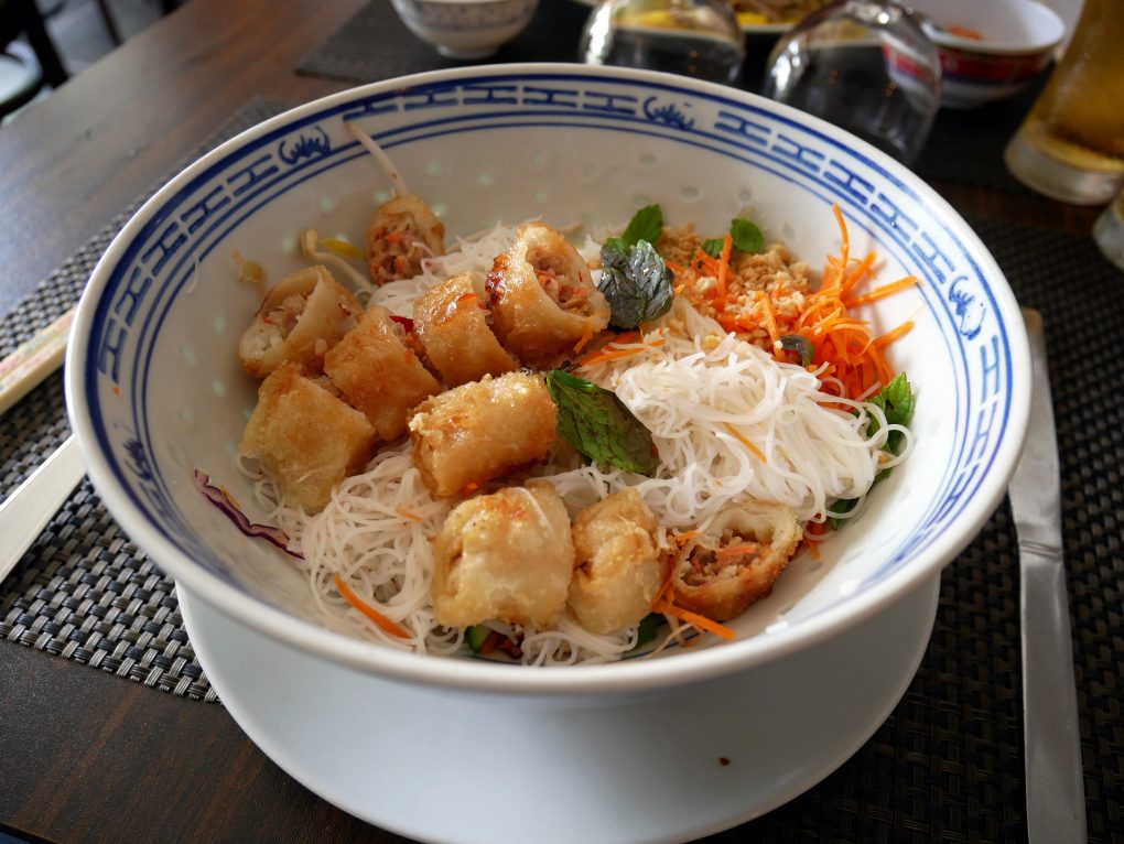 BOnne adresse restaurant Vietnamiem la reunion 974 jade d or bo bun