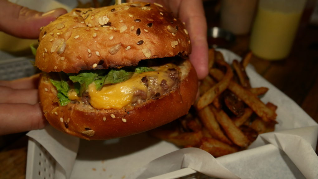 haut sons des couverts bonne adresse burger ouest reunion 974 3